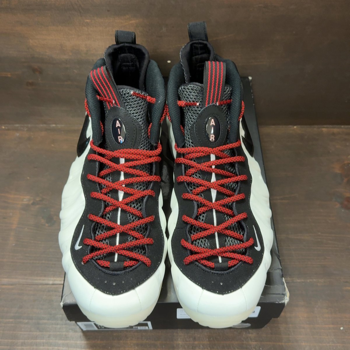 Nike Air Foamposite Pro Pearl (2025) Size 11.5 (Pre-Owned) - tag