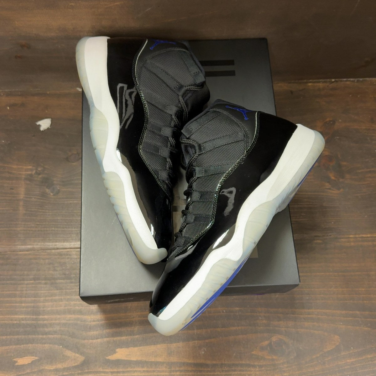 Jordan 11 Retro Space Jam (2016) - Image 2