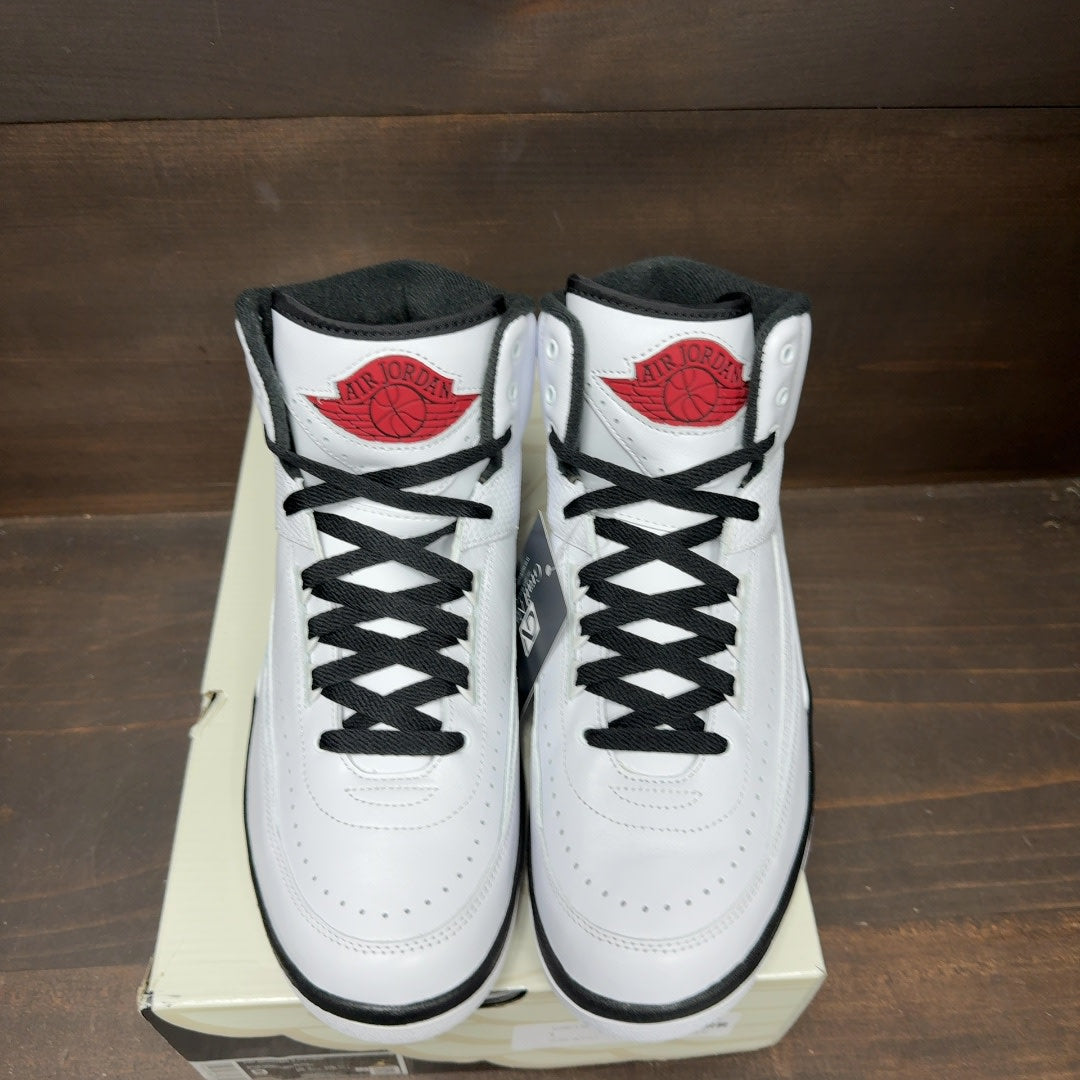 Jordan 2 Retro OG Chicago (2022) - Image 3
