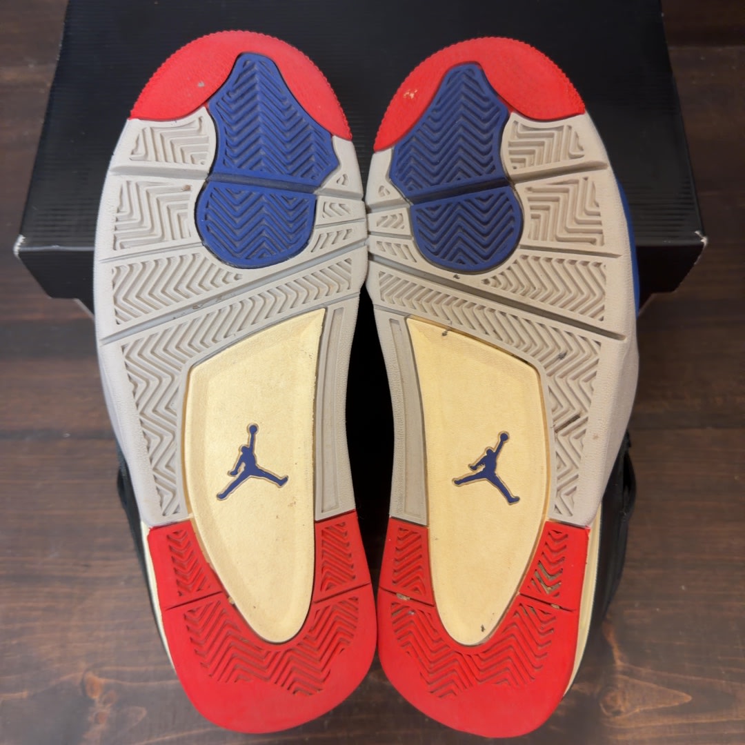 Jordan 4 Retro Rare Air (GS) Size 7Y (Pre-Owned)