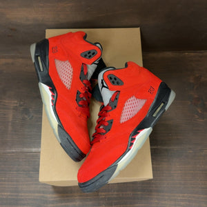 Jordan 5 Retro Raging Bull Red (2021) (GS) Size 6.5Y (Pre-Owned) - Image 2