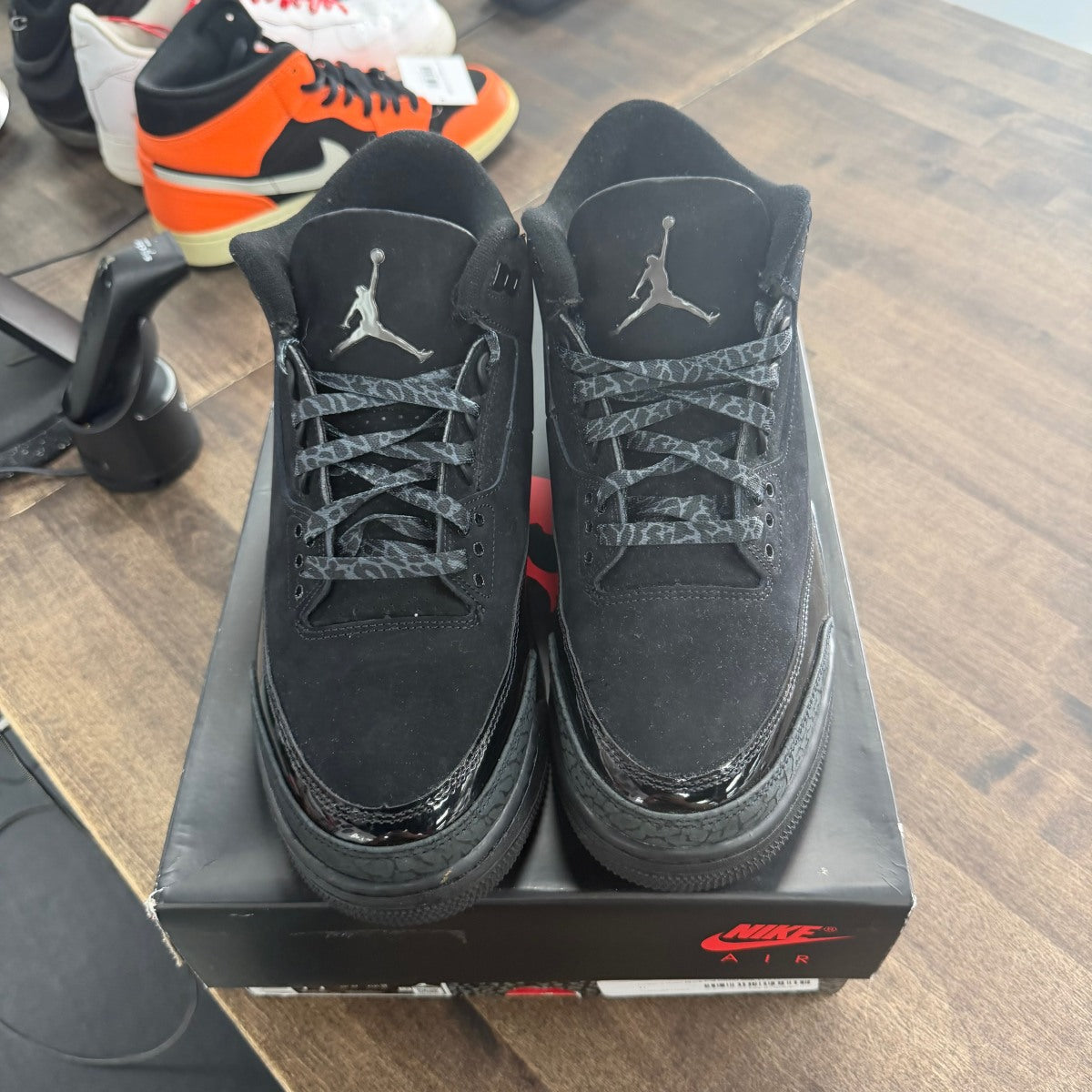 Jordan 3 Retro Black Cat (2025) - Image 2