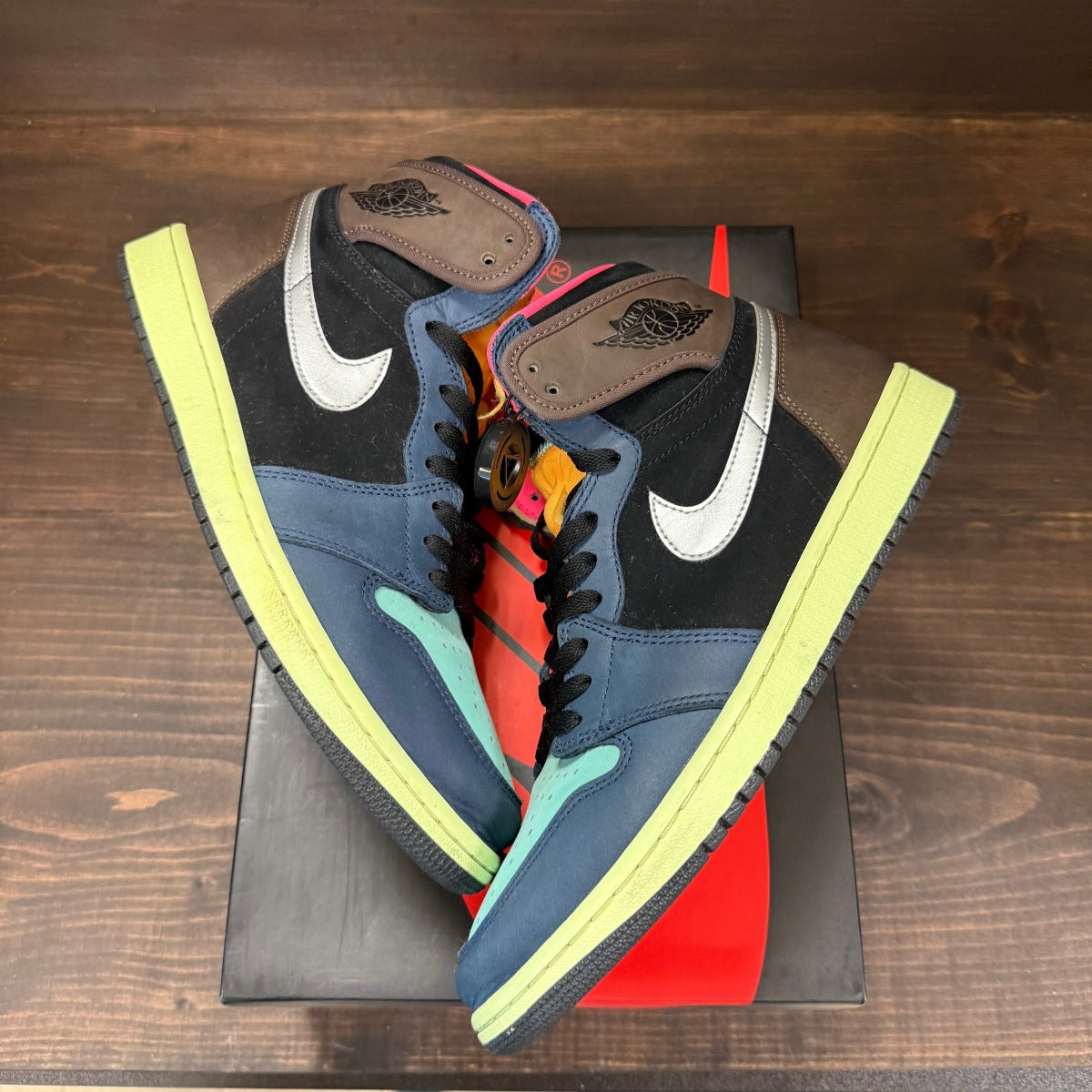 Jordan 1 Retro High Tokyo Bio Hack - Image 2