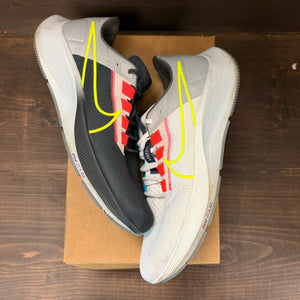 Nike Air Zoom Pegasus 38 LE Greedy Size 12 (Pre-Owned) - Image 2
