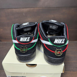 Nike SB Dunk Low Bronx Girls Skate Size 10 (Pre-Owned) - sole