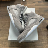 Jordan 5 Retro Wolf Grey (2026) - Image 1