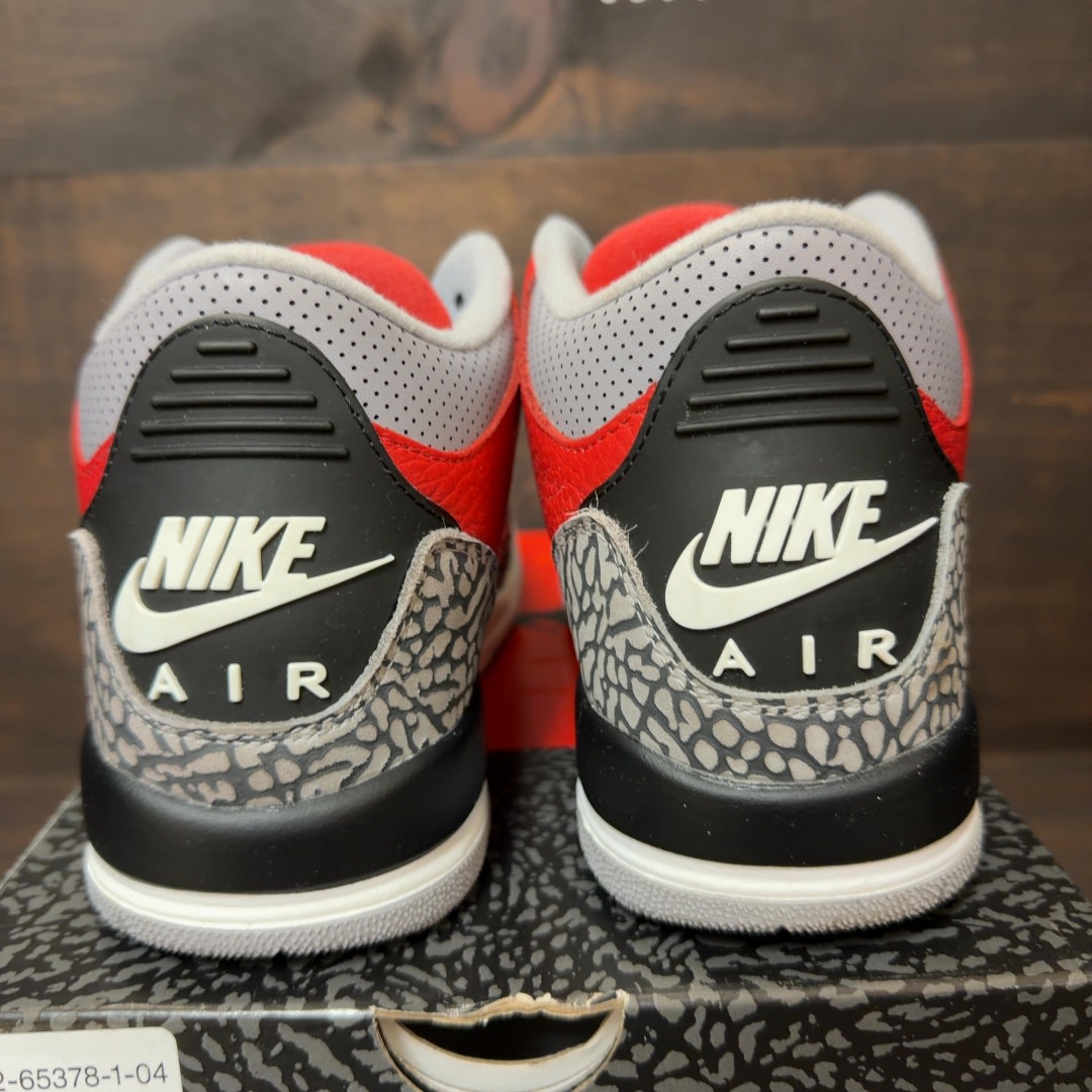 Jordan 3 Retro SE Fire Red (GS) Size 5.5Y (Pre-Owned)