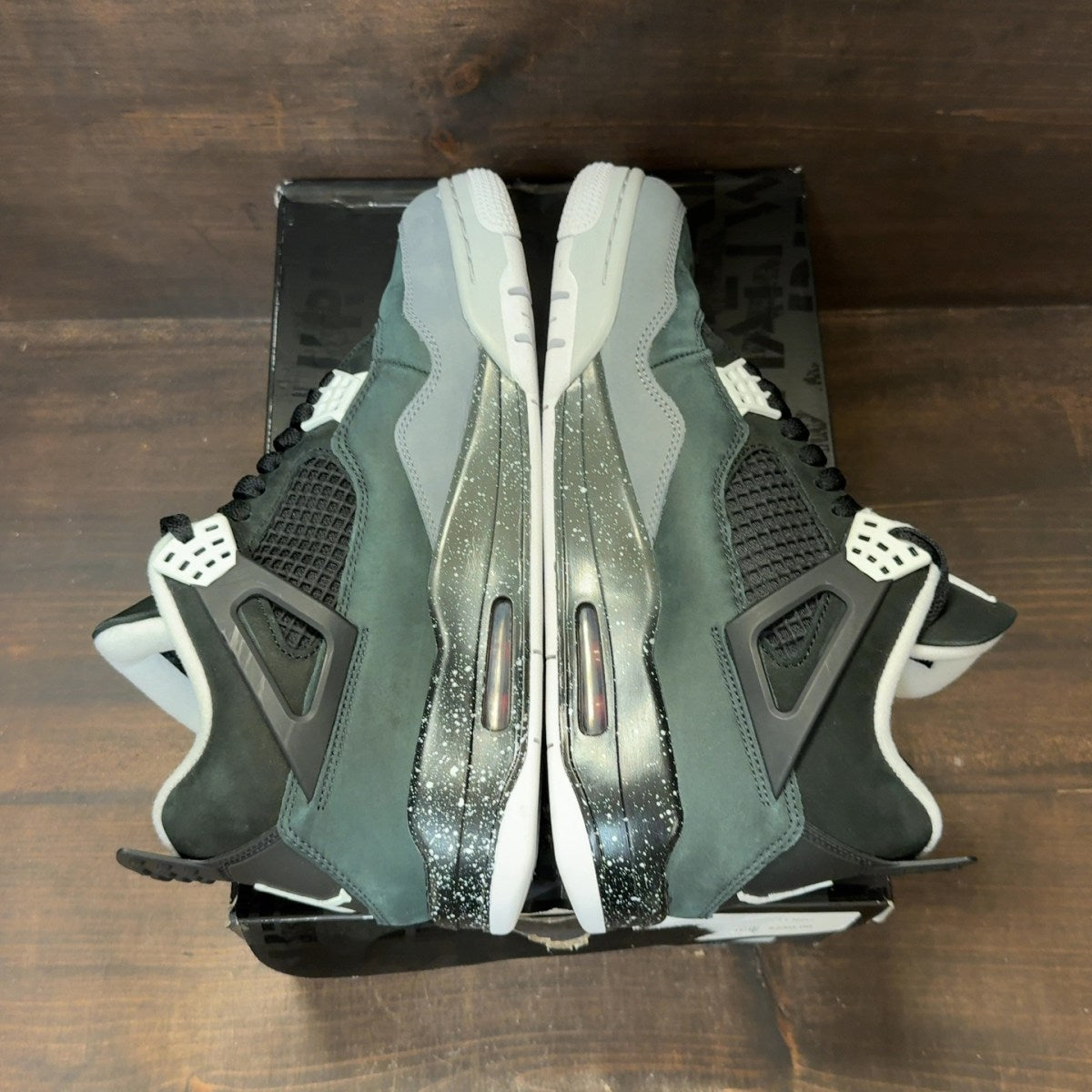 Jordan 4 Retro Fear (2024) - Image 6