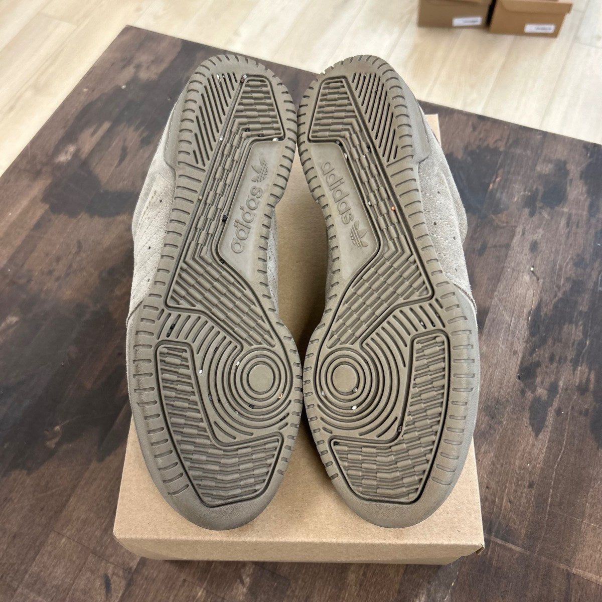 adidas Yeezy Powerphase Simple Brown Size 10 (Pre-Owned) - Image 5