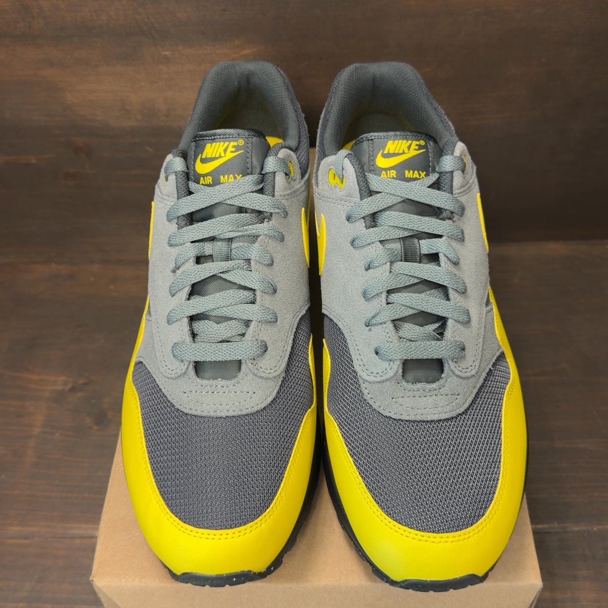Nike Air Max 1 Essential Batman 2.0 Size 13 (Pre-Owned) - tag