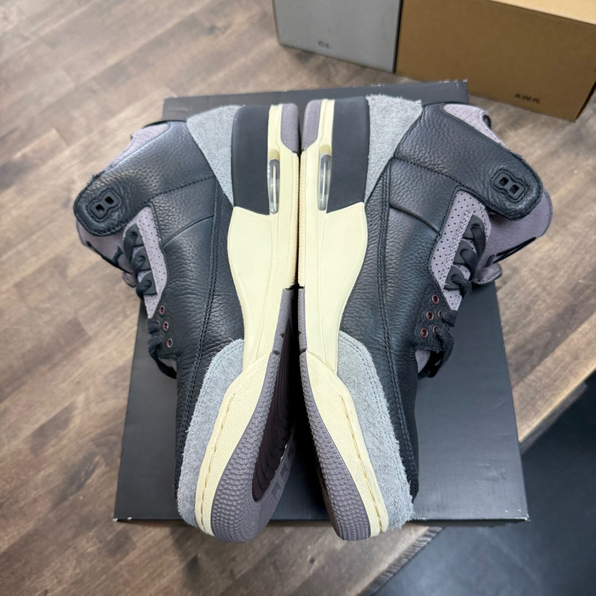 Jordan 3 Retro OG SP A Ma Maniére While You Were Sleeping (Women's) Size 13.5W (Pre-Owned) - Image 3