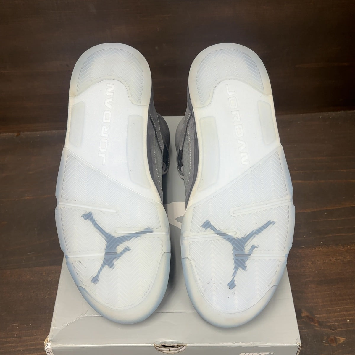 Jordan 5 Retro Wolf Grey (2026) - Image 6
