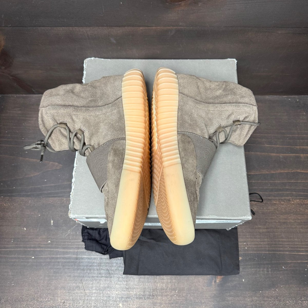 adidas Yeezy Boost 750 Chocolate Size 13 (Pre-Owned) - side