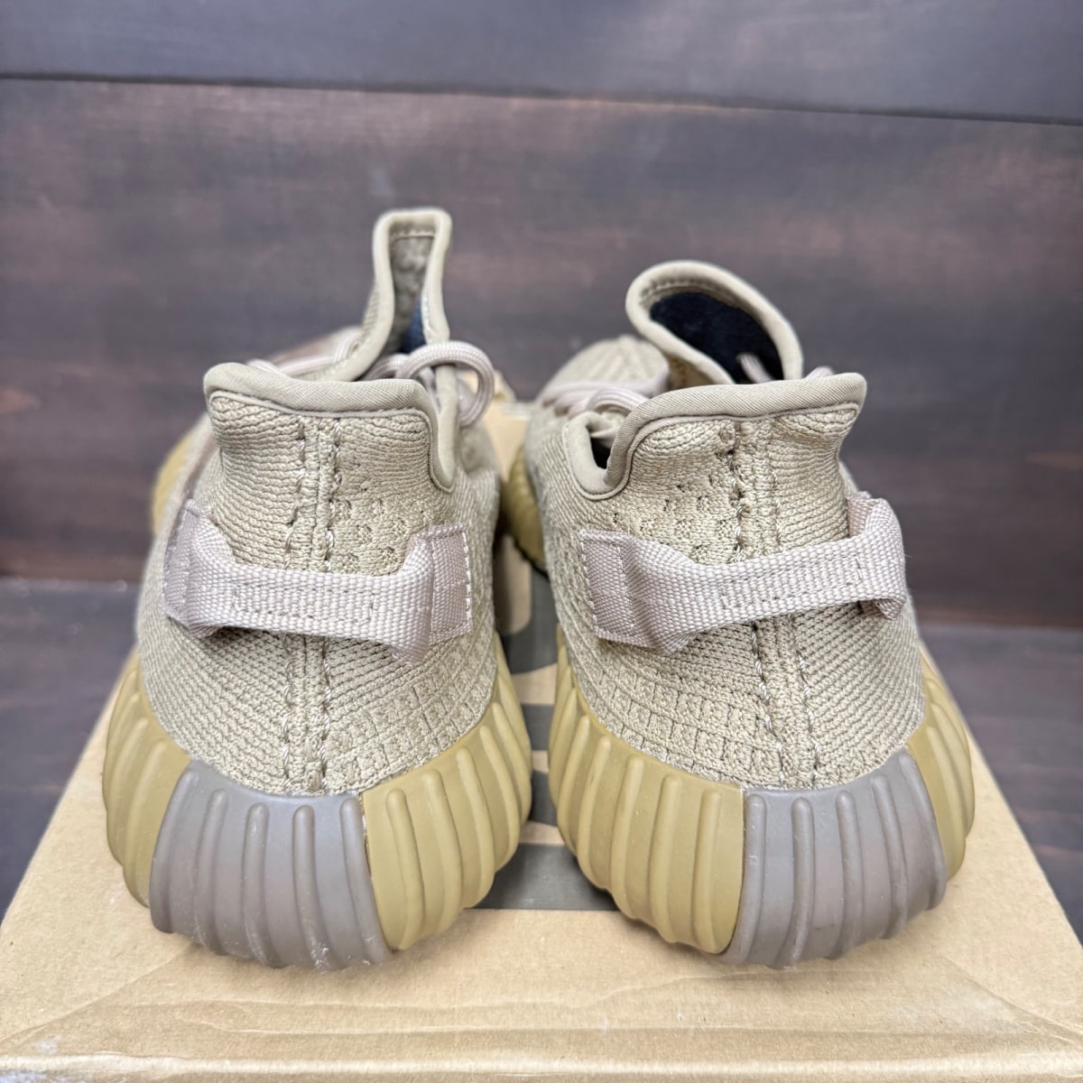 adidas Yeezy Boost 350 V2 Earth Size 9.5 (Pre-Owned)