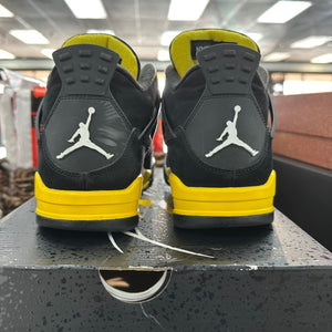Jordan 4 Retro Thunder (2023) - Image 4