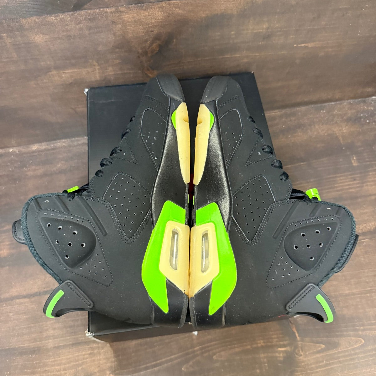 Jordan 6 Retro Electric Green - Image 4