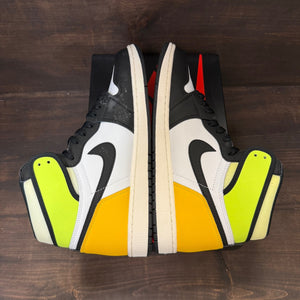 Jordan 1 Retro High White Black Volt University Gold - Image 5