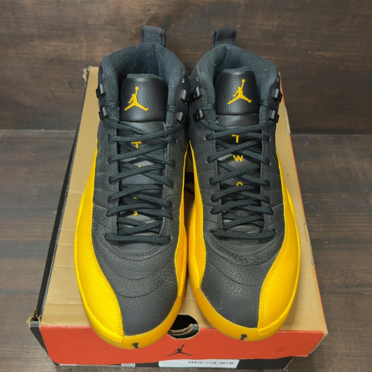 Jordan 12 Retro Black University Gold Size 11 (Pre-Owned) - tag