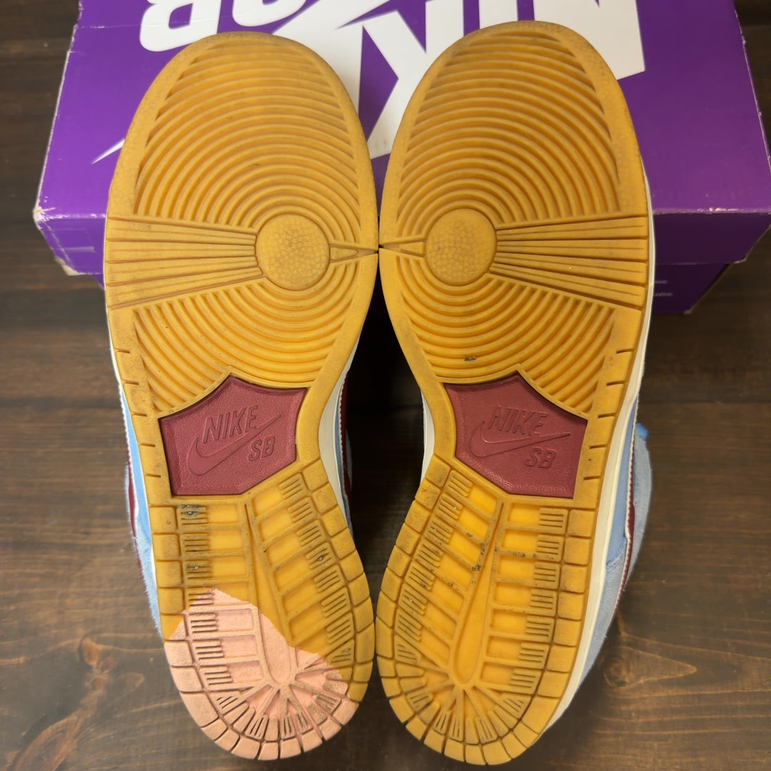 Nike SB Dunk Low Philadelphia Phillies - Image 7