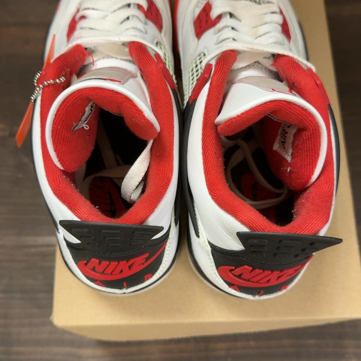 Jordan 4 Retro Fire Red (2020) Size 9 (Pre-Owned) - Image 6