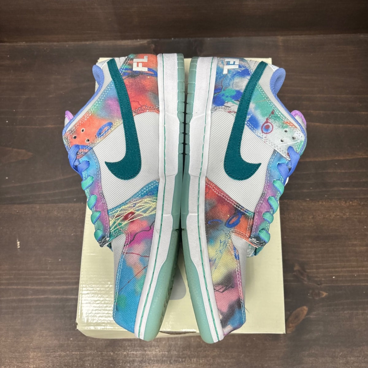 Nike SB Dunk Low Futura Laboratories Bleached Aqua Size 11 (Pre-Owned) - Image 4