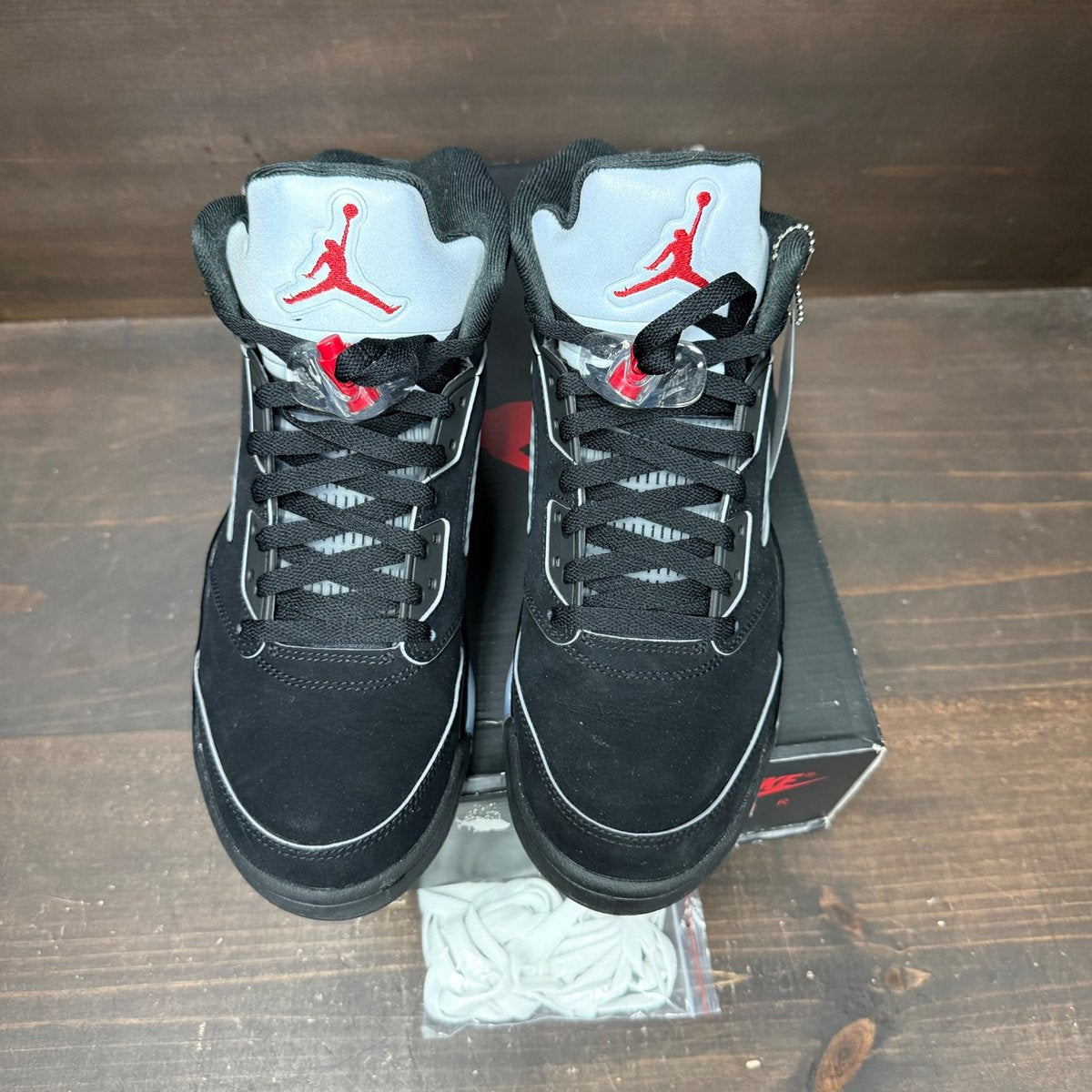 Jordan 5 Retro OG Black Metallic Reimagined Size 8.5 (Pre-Owned) - back