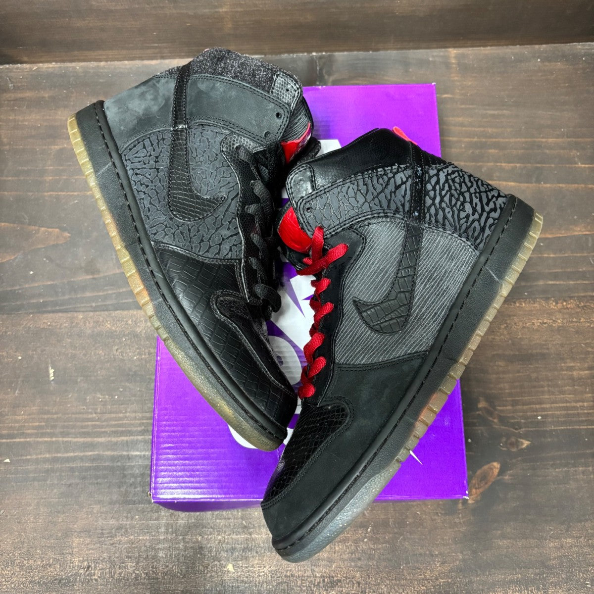 Nike Dunk High Mighty Crown Size 10 (Pre-Owned) - Image 2