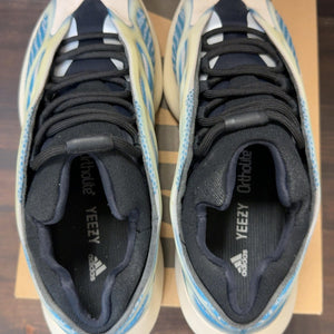 adidas Yeezy 700 V3 Kyanite Size 12 (Pre-Owned)