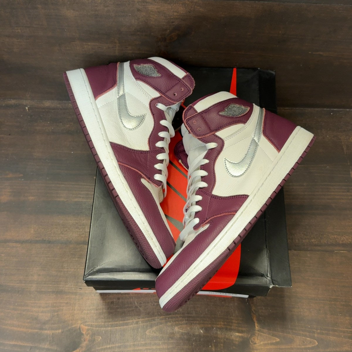 Jordan 1 Retro High OG Bordeaux Size 13 (Pre-Owned) - Image 2