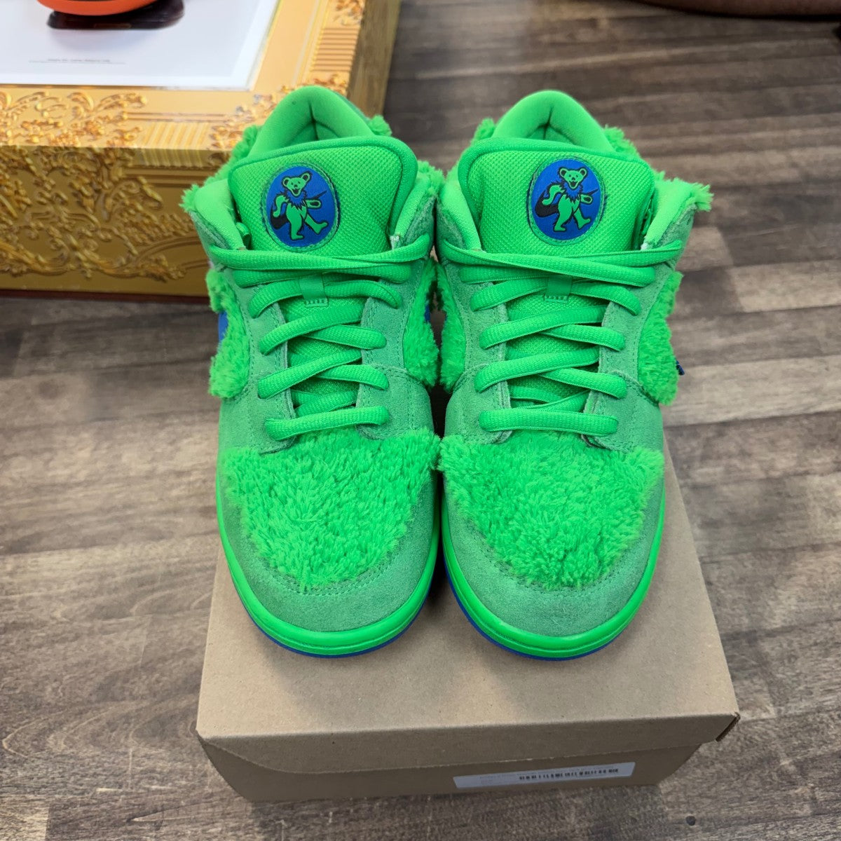 Nike SB Dunk Low Grateful Dead Bears Green Size 10 (Pre-Owned) - Image 6