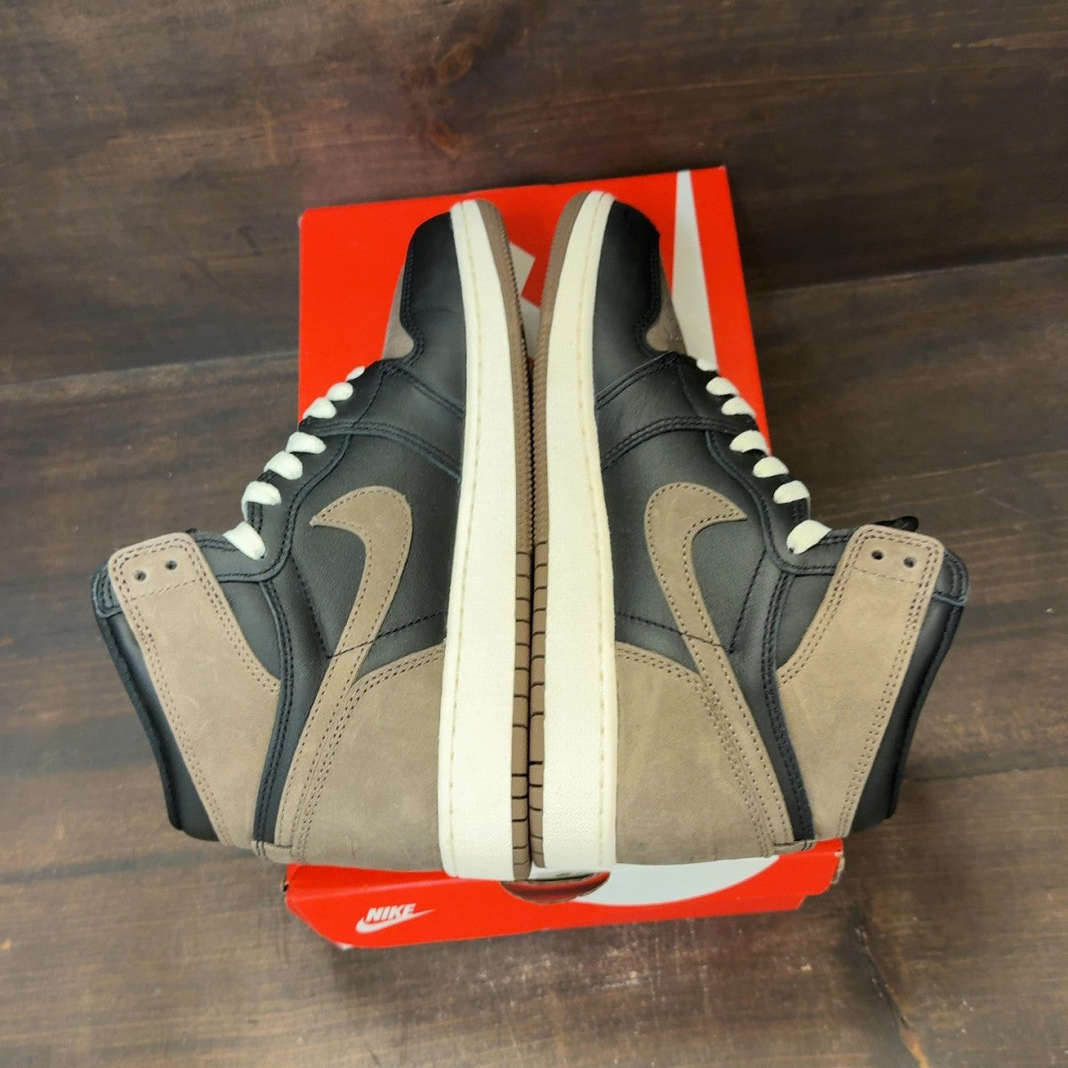 Jordan 1 Retro High OG Palomino (GS) Size 7Y (Pre-Owned) - Image 6