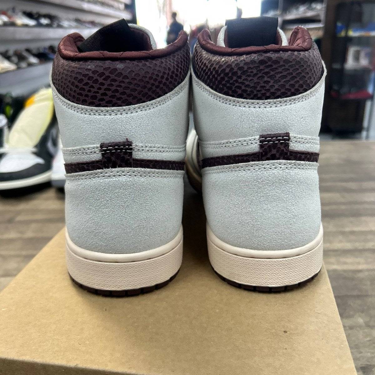Jordan 1 Retro High OG A Ma Maniére Size 13 (Pre-Owned) - Image 4