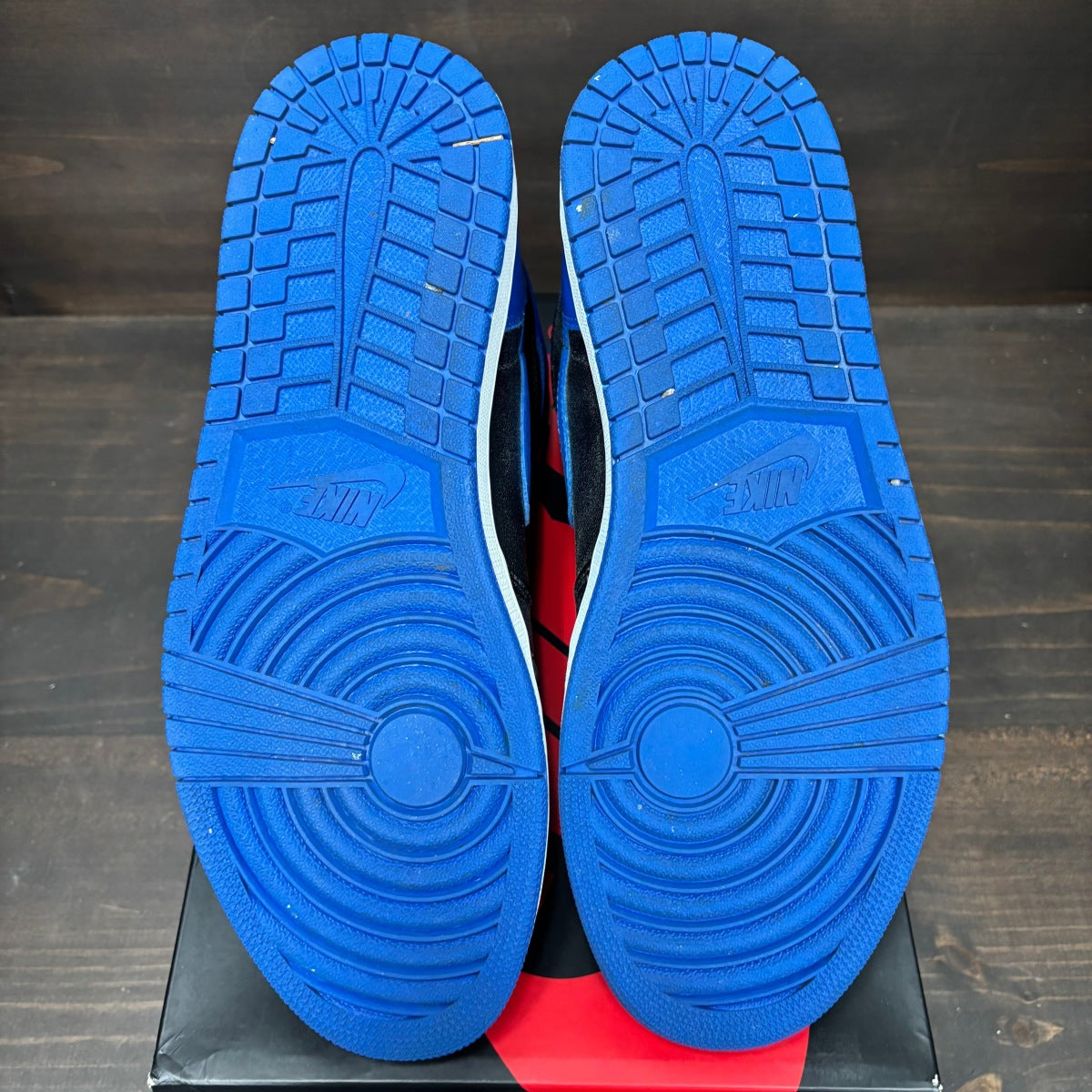 Jordan 1 Retro Royal (2017) - Image 6