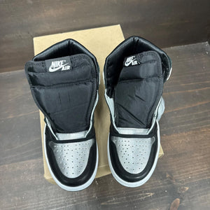 Jordan 1 Retro High Silver Toe (Women's) Size 7W - back