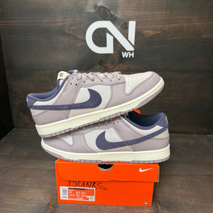 Nike Dunk Low SE Light Violet Ore Size 13 (Pre-Owned) - Image 1