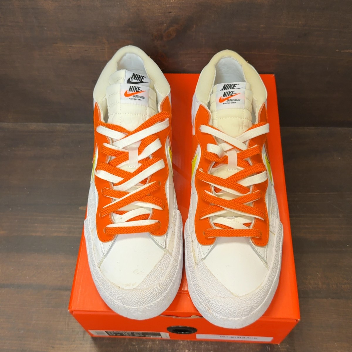 Nike Blazer Low sacai White Magma Orange - Image 3