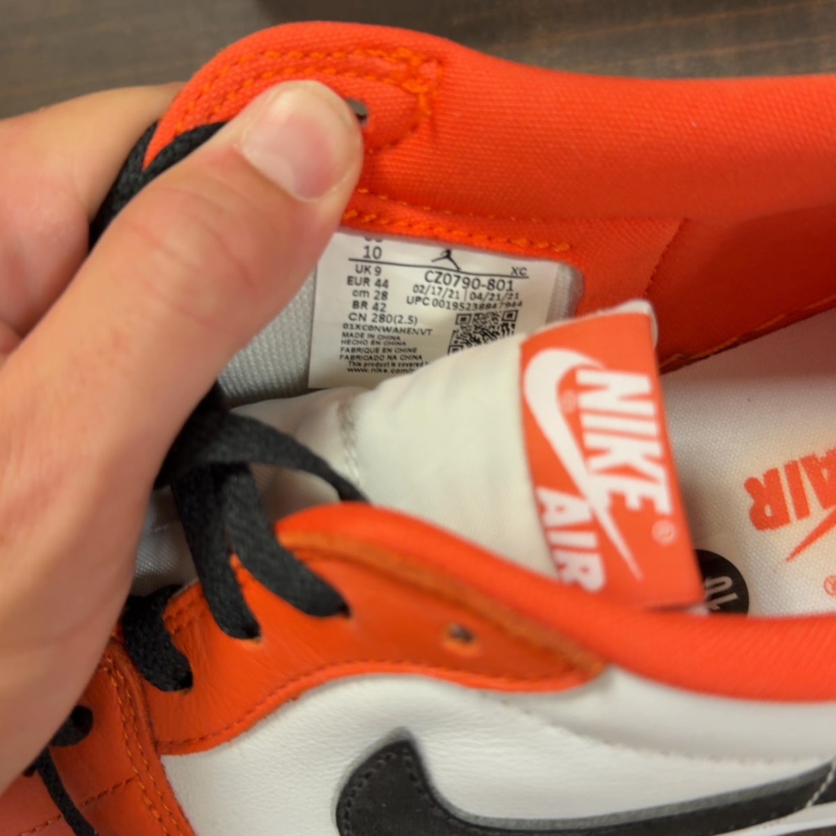 Jordan 1 Low Starfish - Image 7