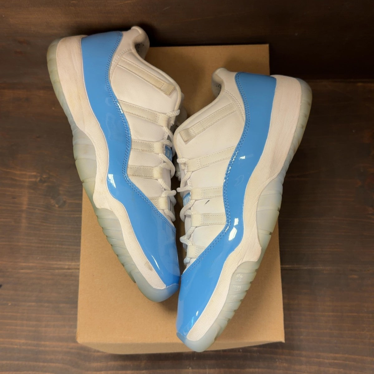 Jordan 11 Retro Low University Blue (2026) Size 10.5 (Pre-Owned) - back