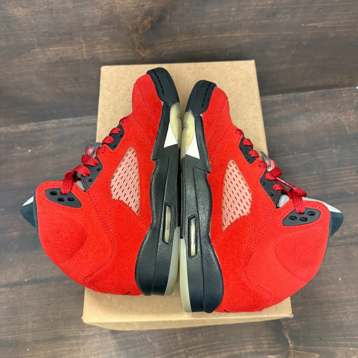 Jordan 5 Retro Raging Bull Red (2021) (GS) Size 5.5Y (Pre-Owned) - Image 5