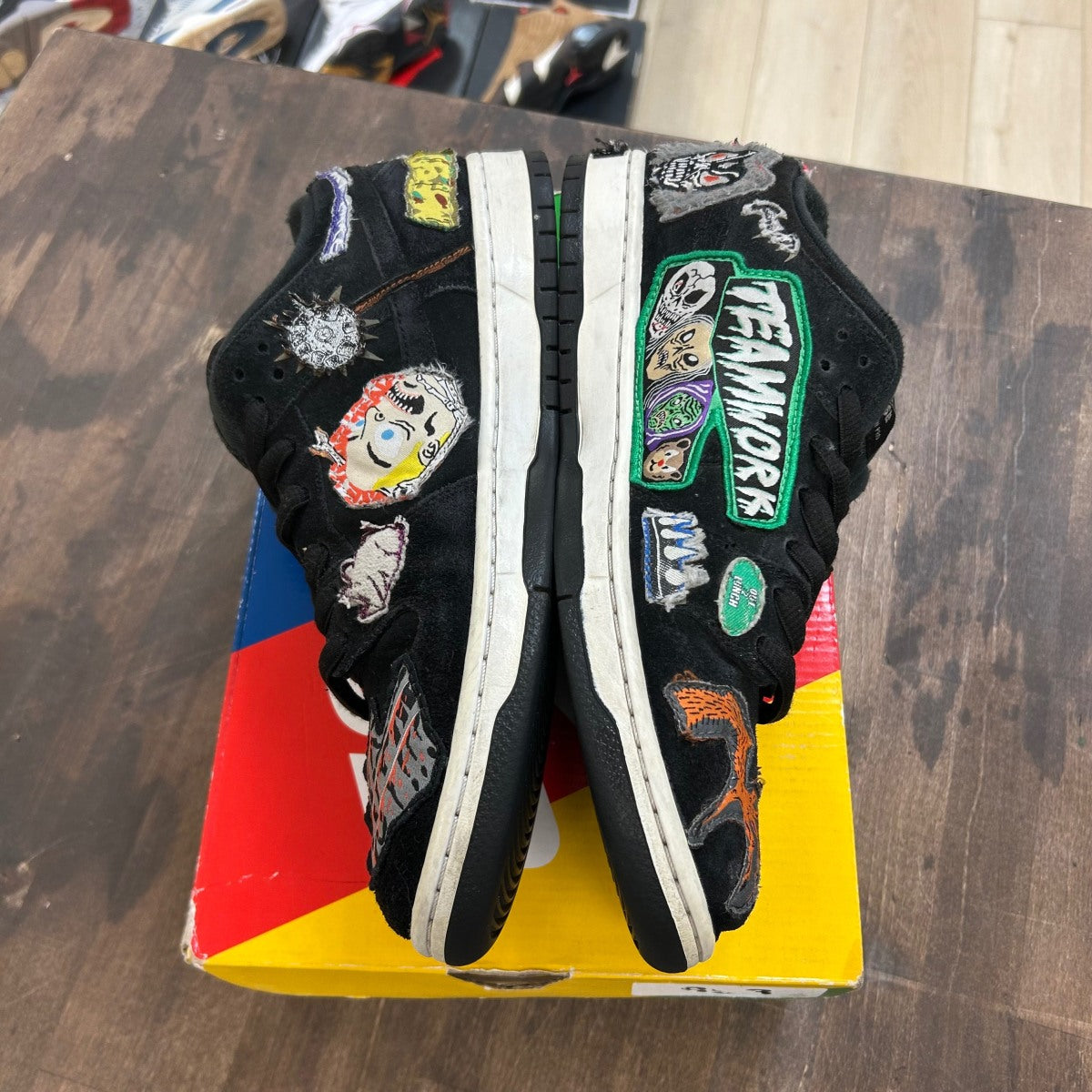 Nike SB Dunk Low Pro QS Neckface - Image 3