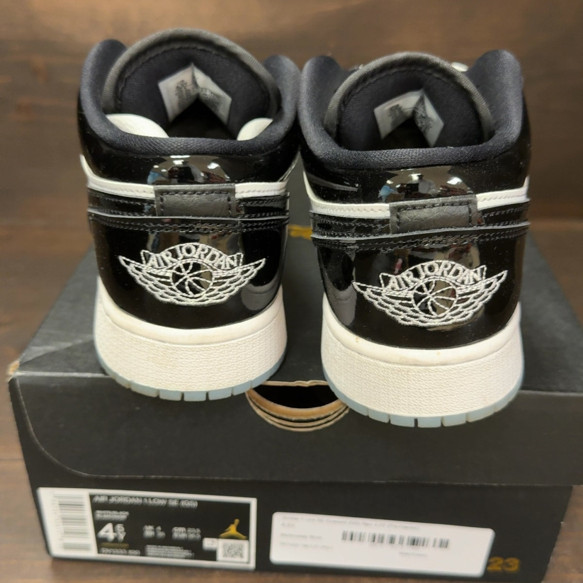Jordan 1 Low SE Concord (GS) - Image 5