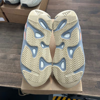 adidas Yeezy Boost 700 Inertia Size 7.5 (Pre-Owned) - Image 5
