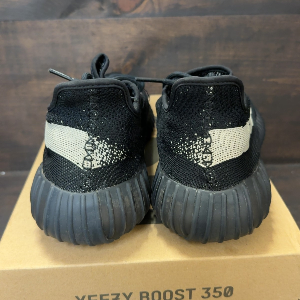 adidas Yeezy Boost 350 V2 Core Black White Size 13 (Pre-Owned)