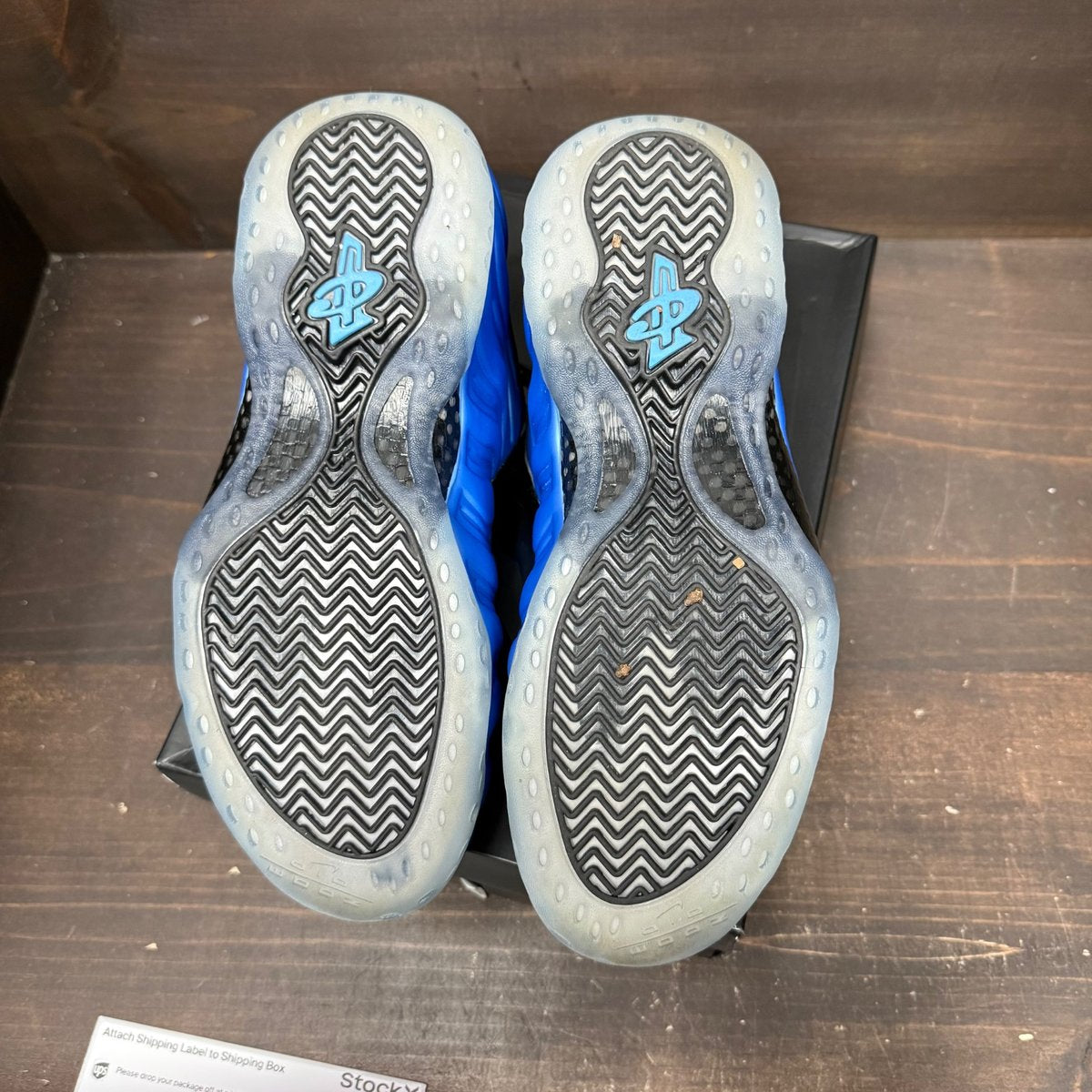 Nike Air Foamposite One University Blue Size 9 (Pre-Owned) - box