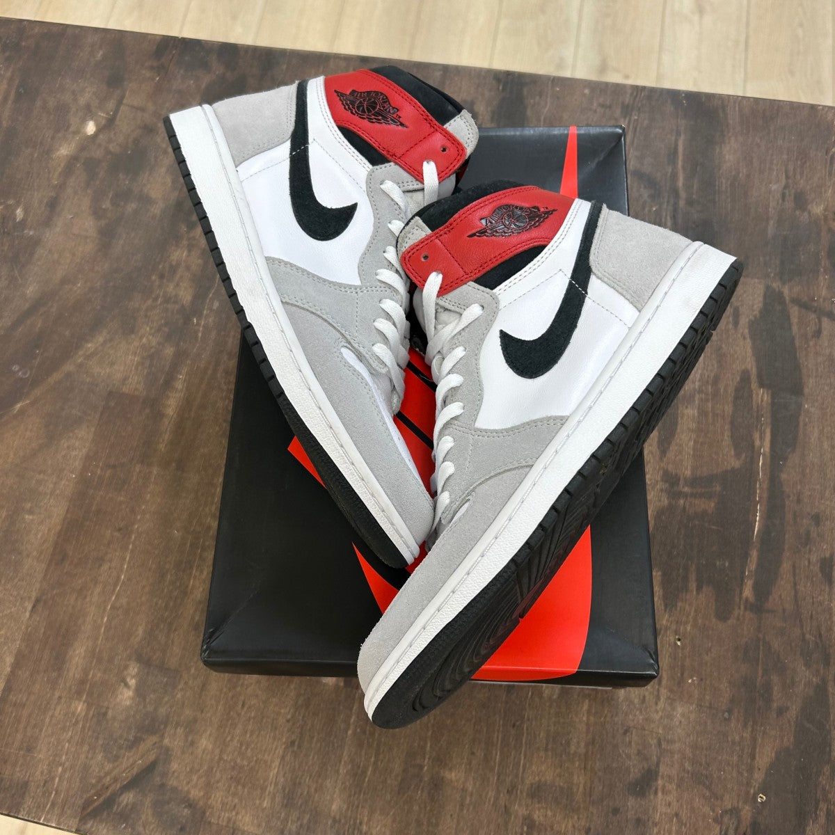 Jordan 1 Retro High Light Smoke Grey - Image 1