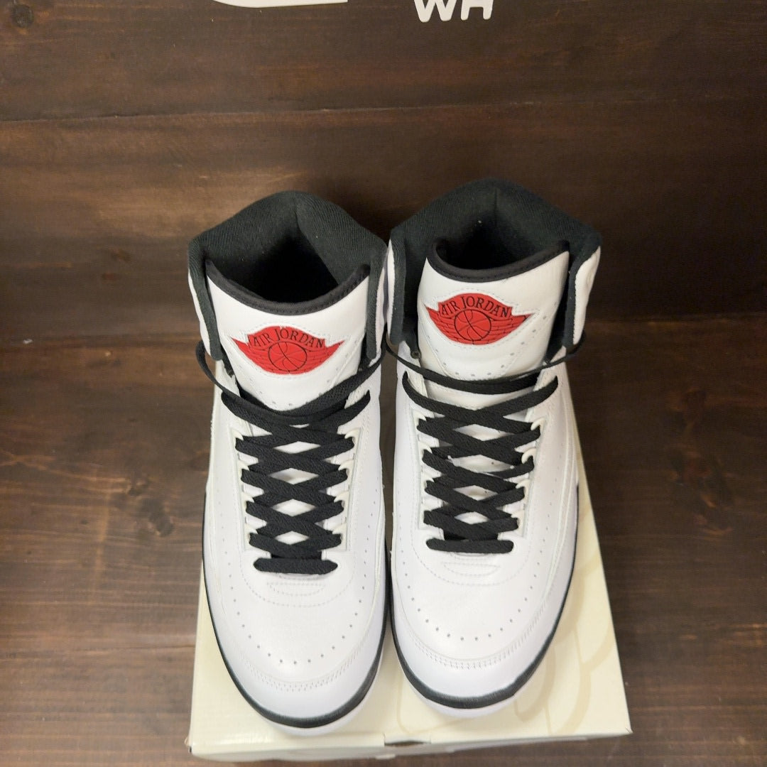 Jordan 2 Retro OG Chicago (2022) - Image 3