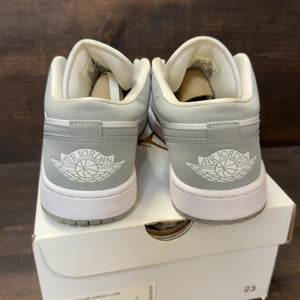 Jordan 1 Low Wolf Grey (Women's) Size 10W (Pre-Owned)