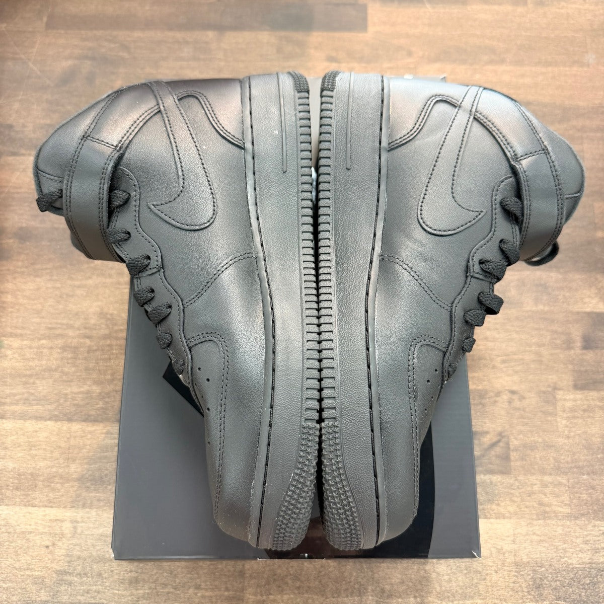 Nike Air Force 1 Mid Supreme Black - Image 3