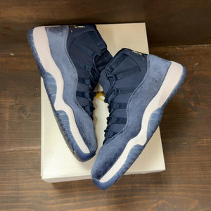 Jordan 11 Retro Midnight Navy (Women's) - Image 2