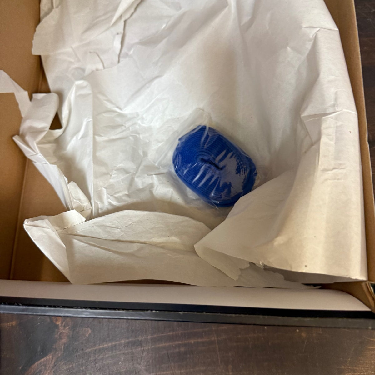 Jordan 1 Retro High OG Hyper Royal - Image 8